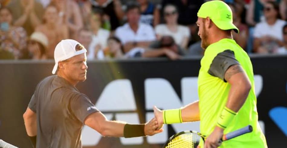 Hewitt pode jogar duplas na Copa Davis