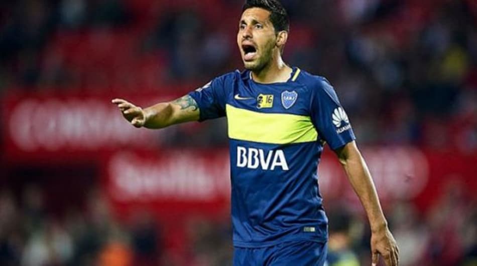 Colo-Colo acerta com zagueiro do Boca Juniors