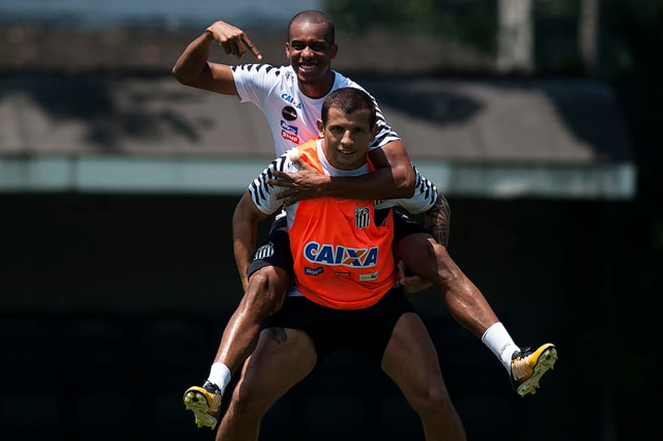 ‘Ameaçados’, gringos do Santos são os mais solidários do Paulistão