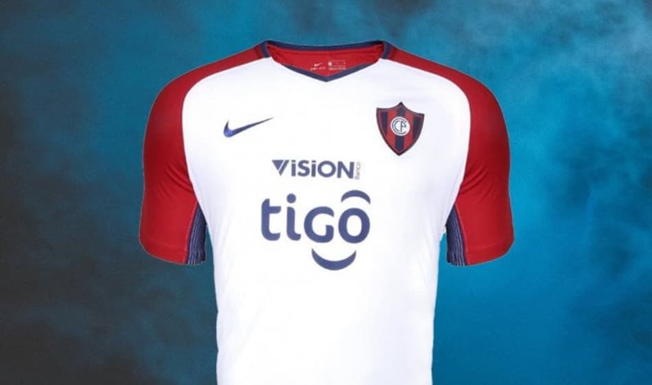 Cerro Porteño apresenta segundo uniforme para a temporada