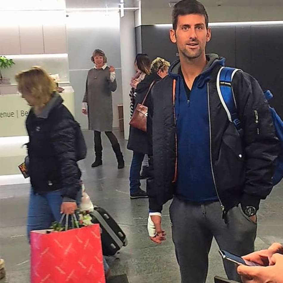 Djokovic passa por cirurgia