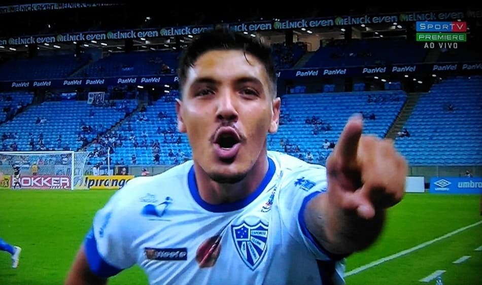 Autor do gol, Kayron afirma: "Grêmio e Inter é um campeonato a parte"