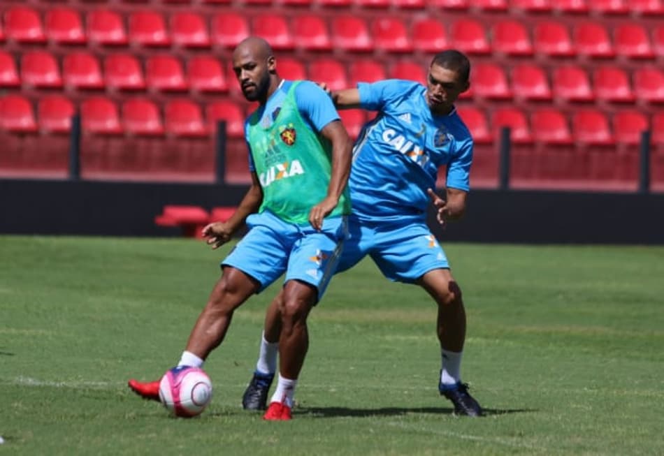 Sport acerta empréstimo de volante ex-Corinthians até o fim de 2018