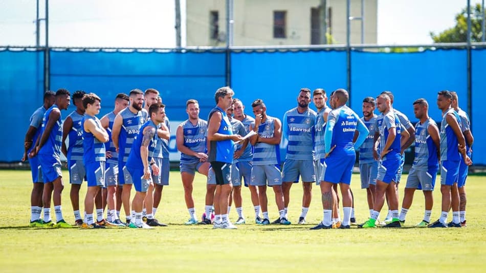 Hotel do Grêmio na Argentina é alvo de foguetório na madrugada