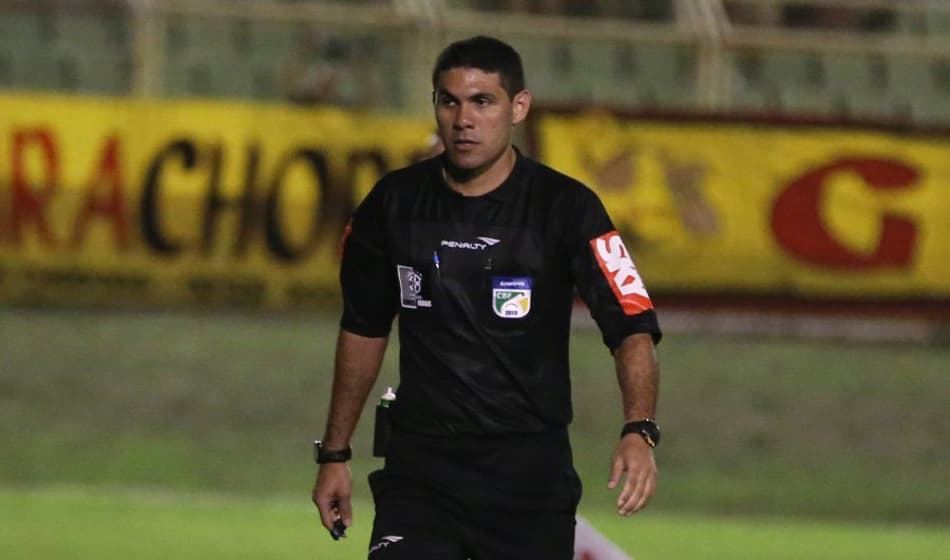 Fortaleza oficializa veto de árbitro do Clássico-Rei