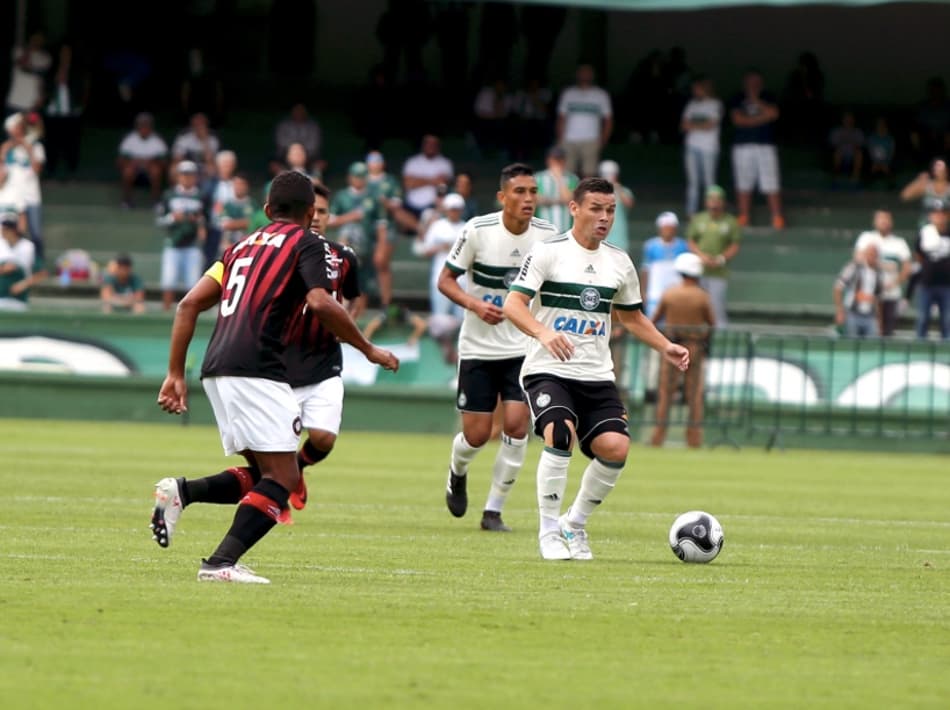 Em meio a desconfiança, Coritiba tem decisão pela Copa do Brasil