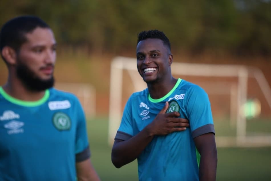 Chape tem retorno de Arthur, e Moisés Ribeiro acelera recuperação