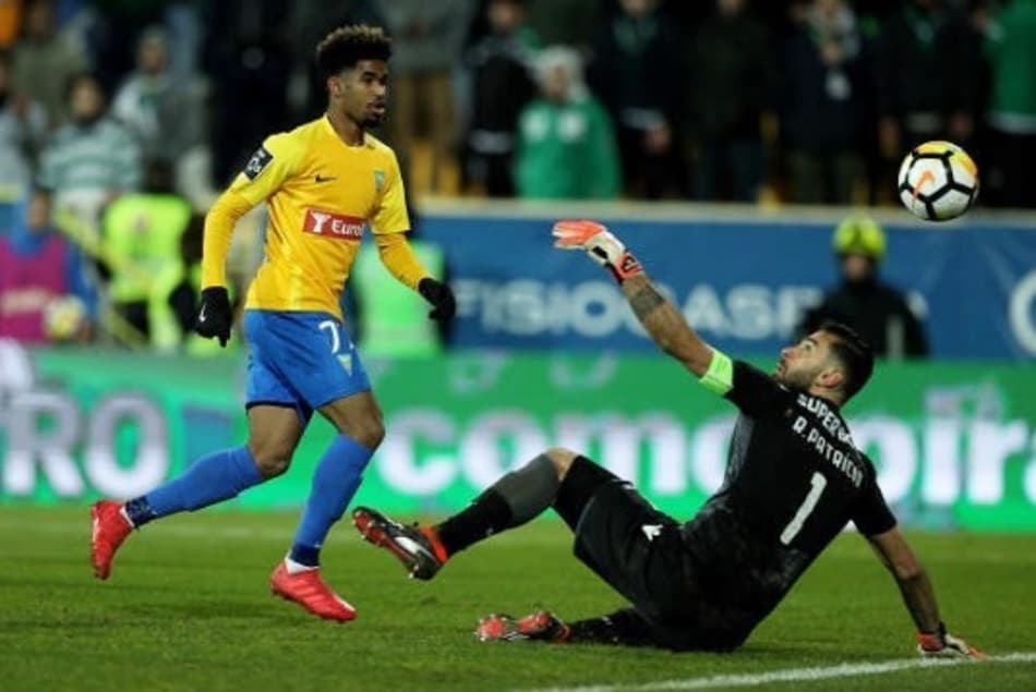 Brasileiro recebe 'ajuda' do VAR em Portugal e defende recurso no Brasil