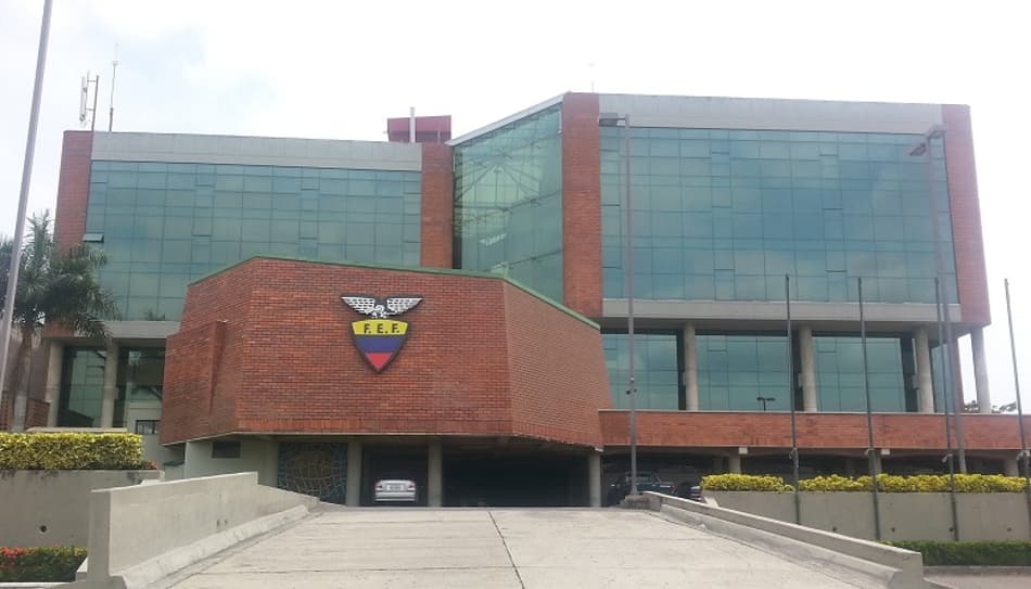 Agressões a arbitragem no Equador geram severas punições