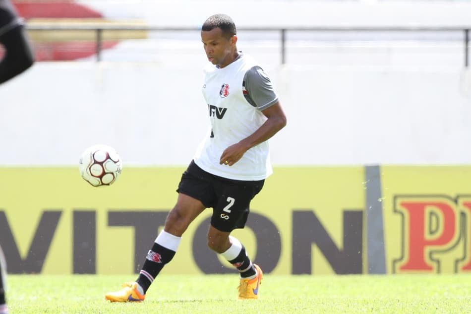 Lesionado, Vítor será desfalque na próxima partida do Santa Cruz