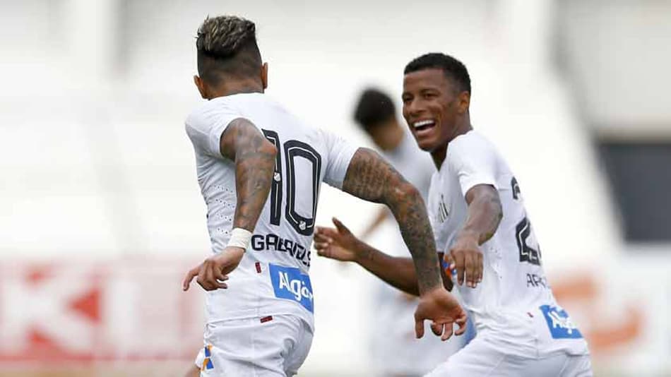 Números da Bola: Estatísticas de Ferroviária 2×2 Santos