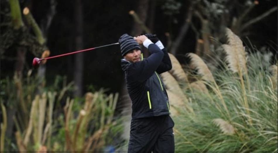 Nadal luta por título em campeonato de golfe na Espanha
