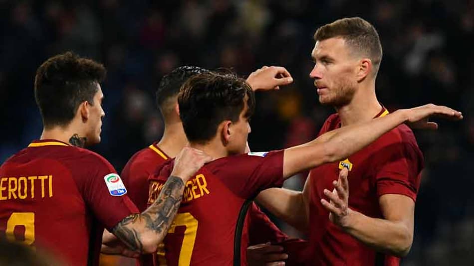 Roma volta a jogar mal, mas vence em casa e assume a terceira posição