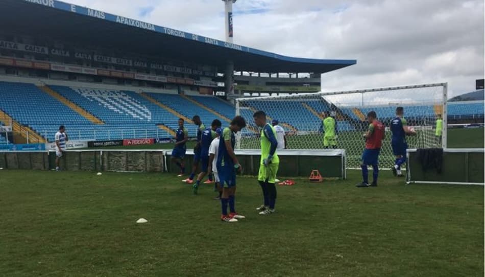 Avaí termina preparação antes de encarar Tubarão
