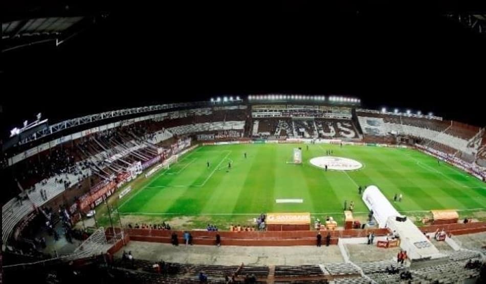 Palco de Lanús e River Plate é interditado por ameaça de bomba