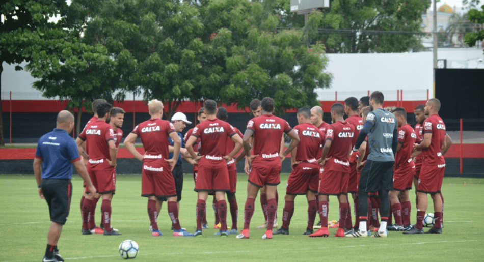 Atlético-GO anuncia a contratação de três jogadores para sequência do ano