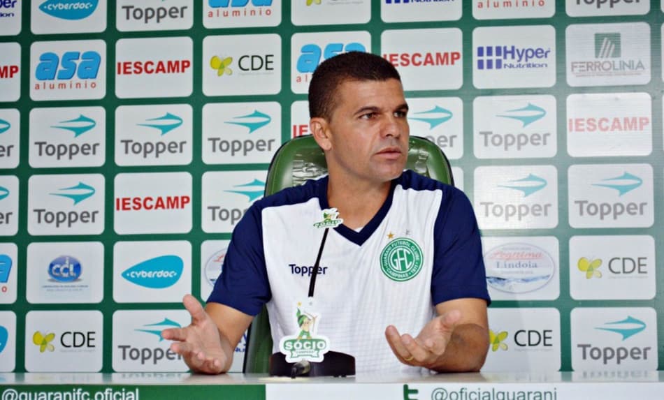 Técnico do Guarani lamenta pelo empate, mas apresenta otimismo