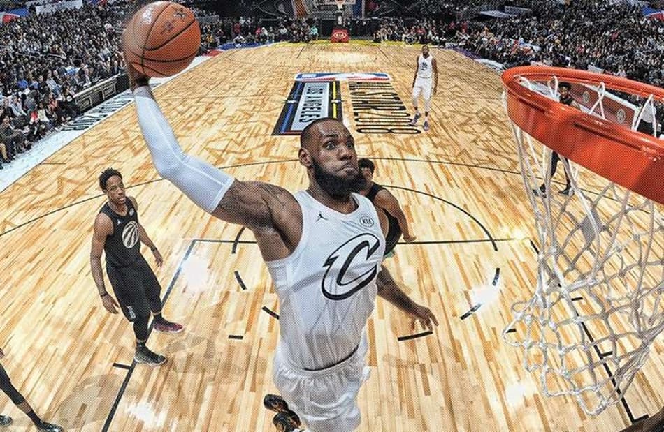 Para Tyronn Lue, LeBron James sente-se obrigado a disputar 82 jogos da temporada