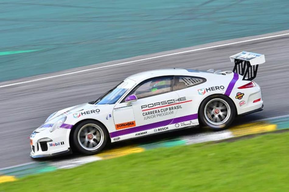 PORSCHE: Fase final do Junior Program começa com muito suor e palestras