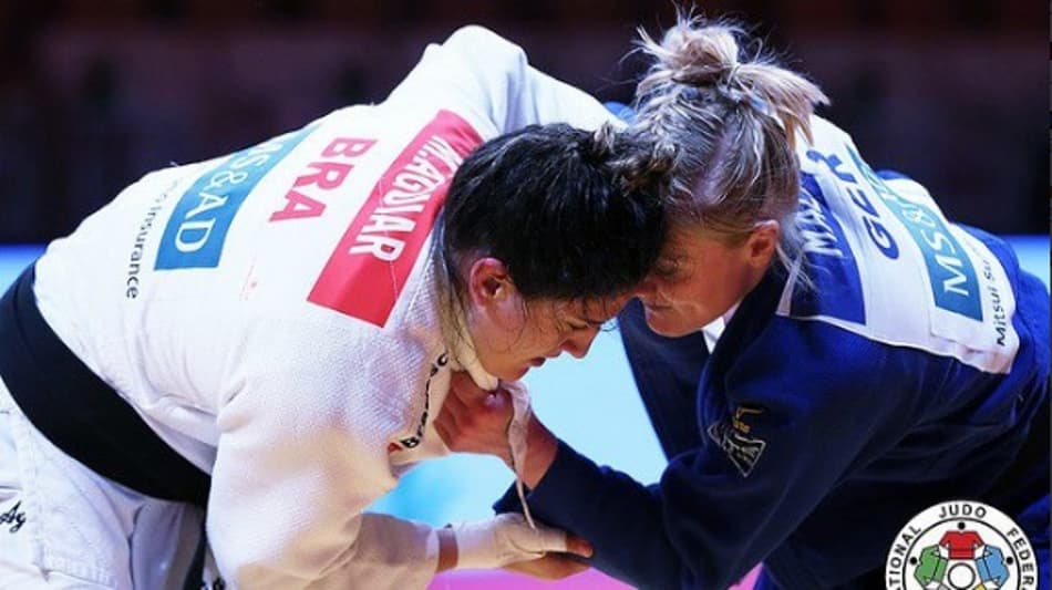 Mayra Aguiar leva medalha de prata no Grand Slam de Dusseldorf
