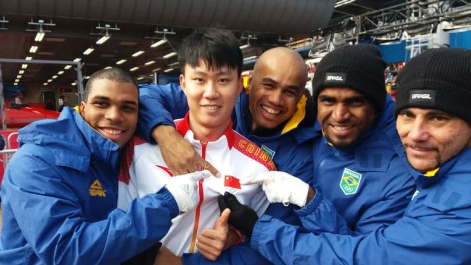 Brasil encerra participação nos Jogos de Inverno com 23º lugar no bobsled