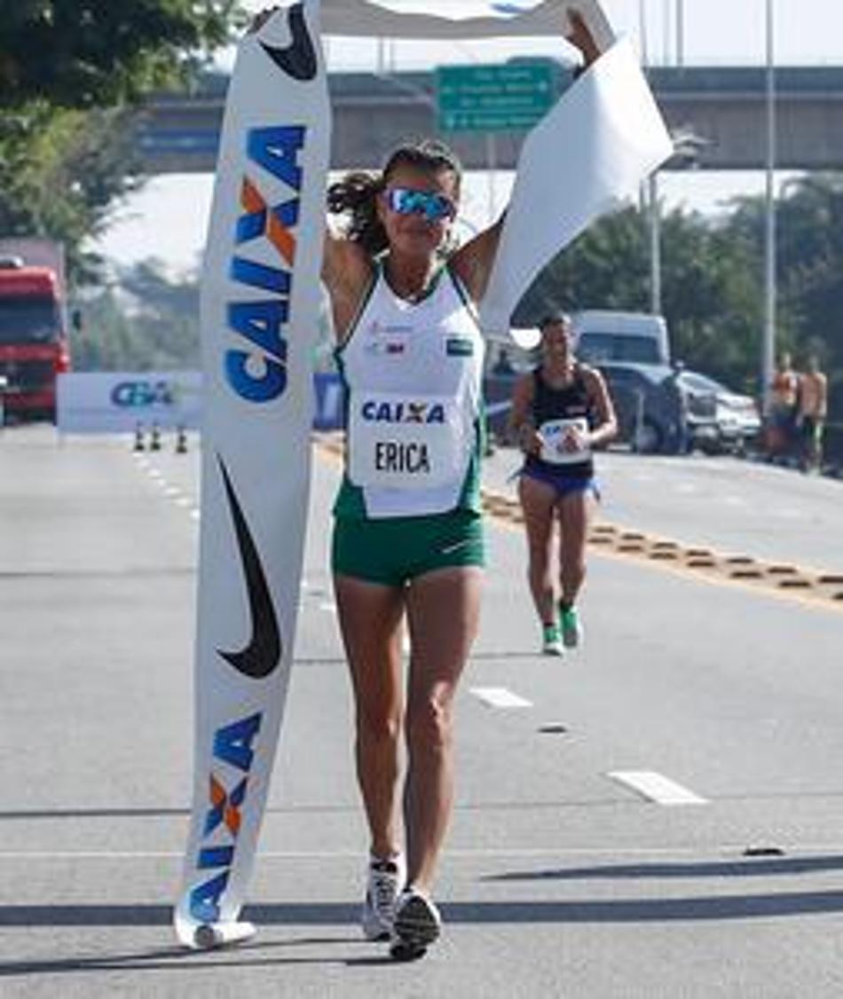 Marcha atlética: Erica Sena conquista prata no México