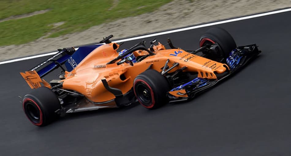 Drama de Alonso após roda desprender do carro "não é grande coisa", diz Zak Brown