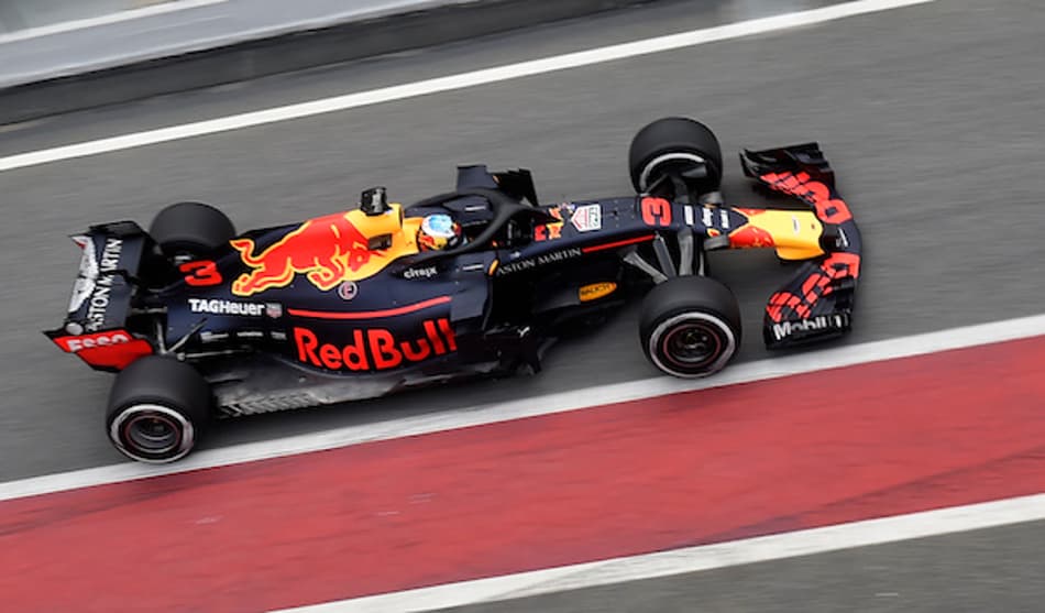 F-1: Red Bull está preocupada com o plano "conservador" do motor Renault