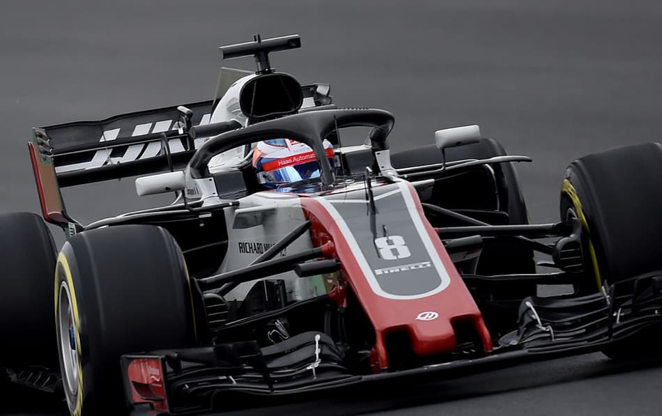 Romain Grosjean foi o primeiro a pilotar o novo carro da Haas em Bercelona