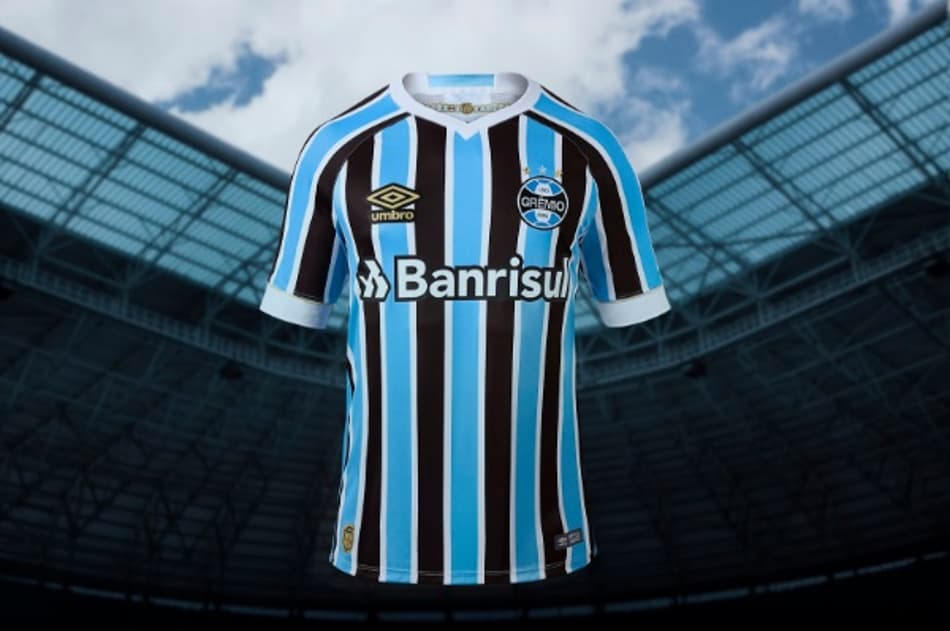 Grêmio lança camisa titular com homenagem aos 115 anos do clube