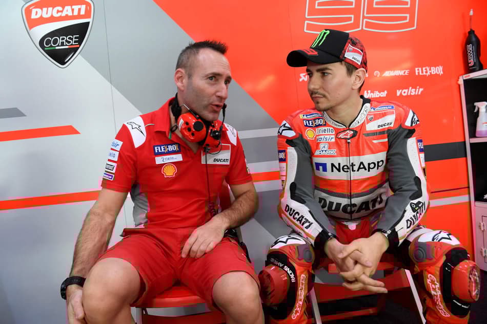 Teste no Qatar: Novo chassi da Ducati de Lorenzo "não funcionou"