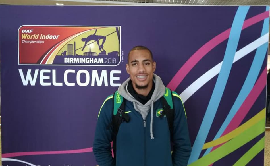 Almir Junior disputa hoje a final do triplo no Mundial indoor