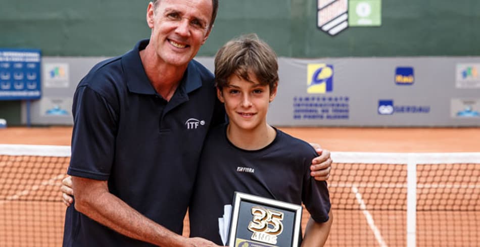 Filho de Marcos Daniel é campeão dos 12 anos em Porto Alegre
