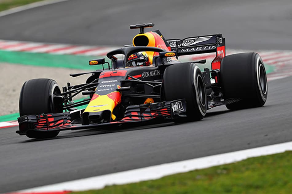 F1: Verstappen leva Red Bull RB14 para pista na quarta e sexta-feira em Barcelona