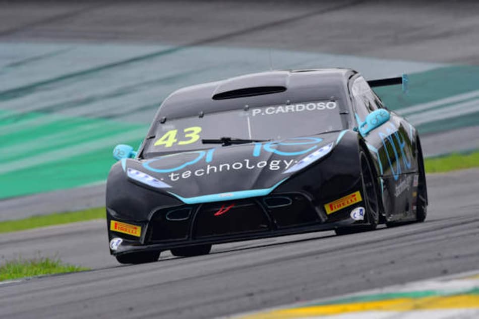 Pedro Cardoso domina treinos da Stock Light em Interlagos