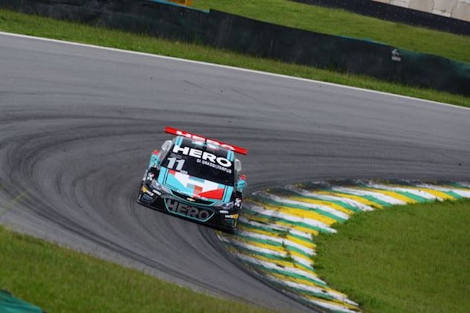 Stock Car: Di Grassi e Farfus largam na primeira fila em Interlagos