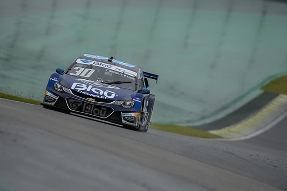 Stock Car: César Ramos lidera boa parte da prova, mas Safety Car atrapalha sua vitória