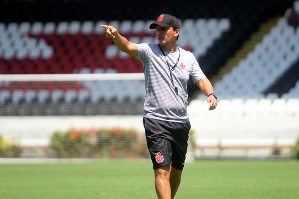 São Januário, caldeirão: Zé convoca torcida para estrear com pé direito