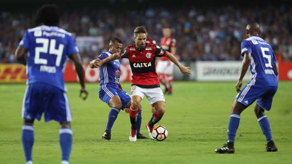 Após vitória, Flamengo põe três jogadores na Seleção das Estatísticas da Libertadores