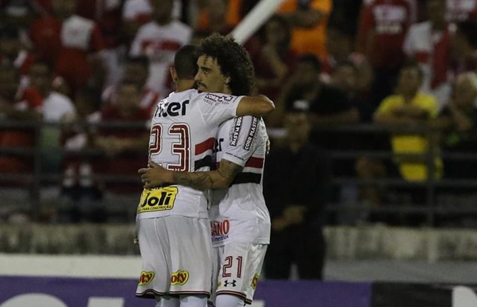 Crônicas do Morumbi: 'CRB 0 x 3 São Paulo: Tricolor classificado com apenas cinco minutos de partida'