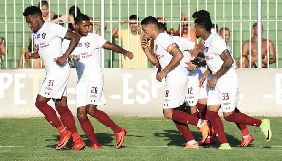 ‘Contra o Flamengo, a gente sempre dá algo a mais’, diz Douglas