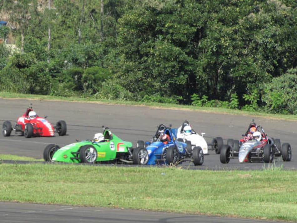 Jovem piloto do ABC domina a abertura da Copa ECPA de FVee e sai na frente por prêmio internacional