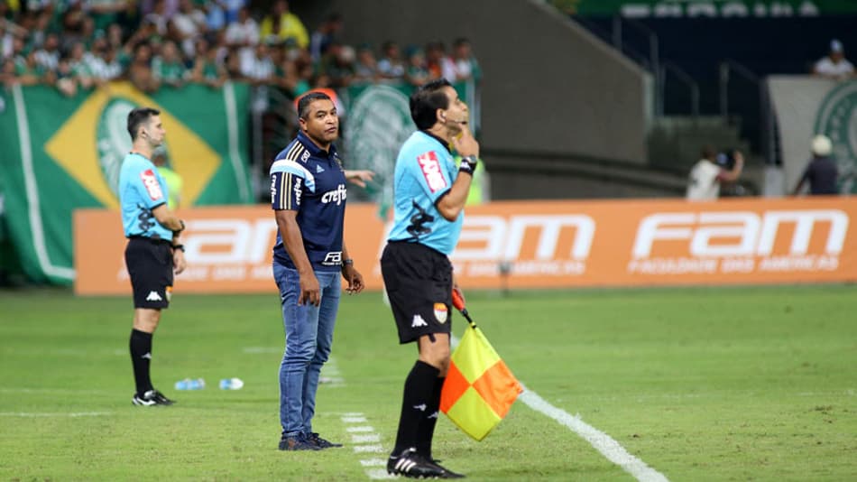 Roger festeja goleada: ‘Intensidade, concentração e jogo coletivo’