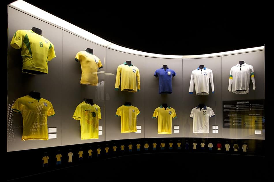 As camisas da Seleção Brasileira nas Copas: Veja linha do tempo e vote na mais bonita