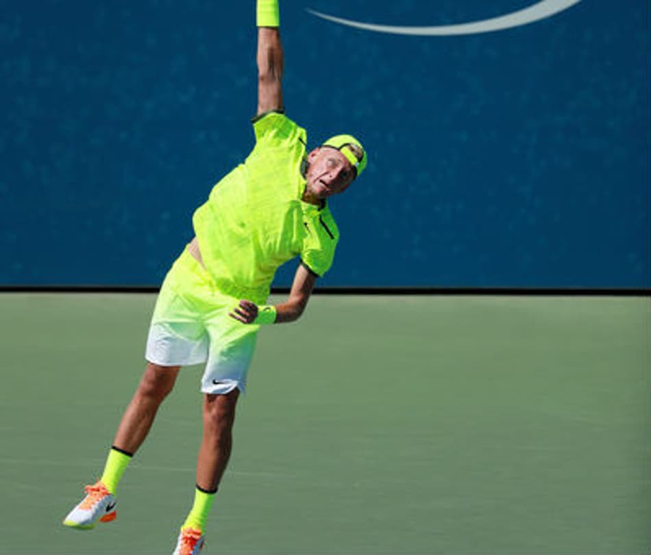 Kuhn se torna o mais jovem espanhol desde Nadal a ganhar partidas de ATP