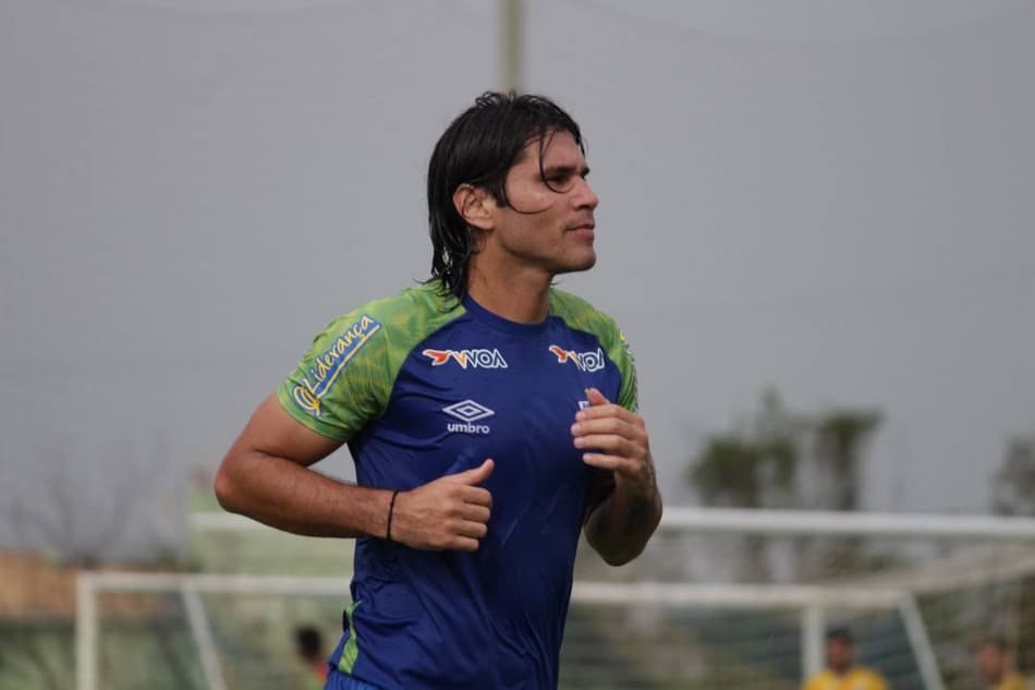 Após se recuperar de lesão, atacante paraguaio será apresentado no Avaí