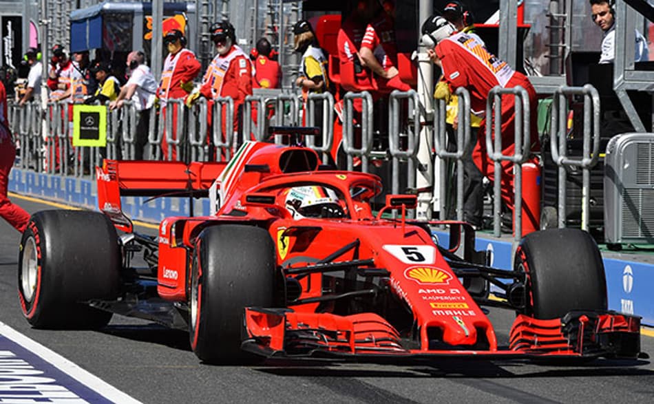 Vettel preocupado com a Ferrari nos treinos em Melbourne