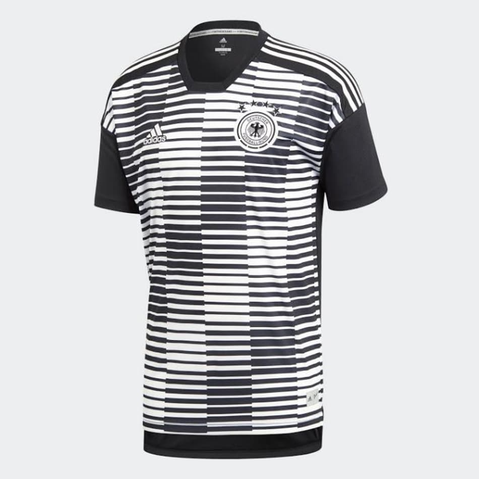 Seleções da Adidas na Copa do Mundo conhecem camisas do pré-jogo. Peças são feitas com plástico retirado do oceano