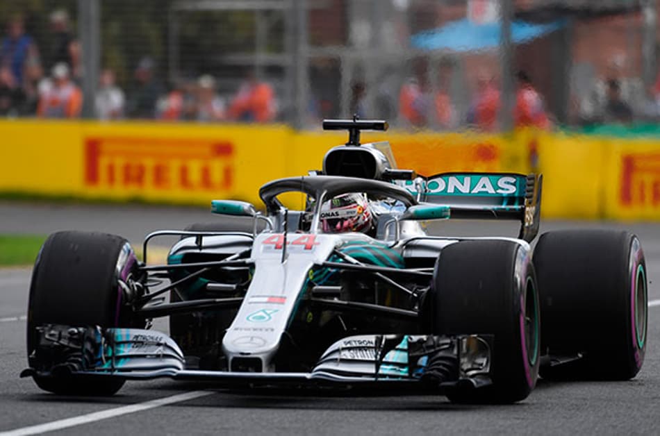 Lewis Hamilton crava a primeira pole-position do ano no GP da Austrália