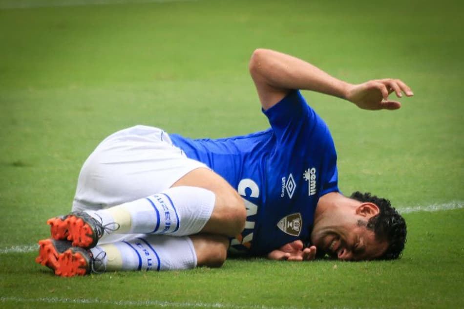 Com duas lesões no joelho, Fred vai passar por cirurgia nesta semana